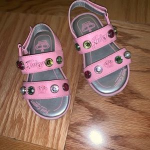 Juicy Couture Size 7 Baby Sandal